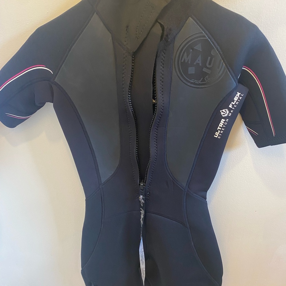 Maui and Sons Black Wetsuit with White Accents